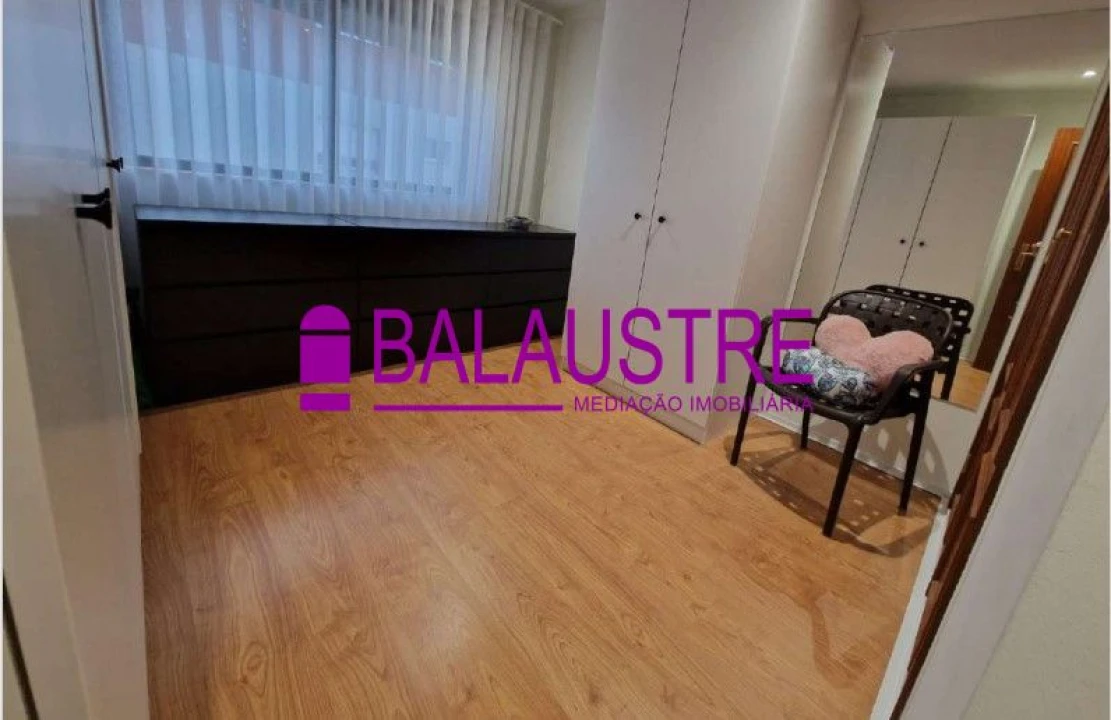 Apartamento T3 para Arrendamento em Ferreiros e Gondizalves Foto 6