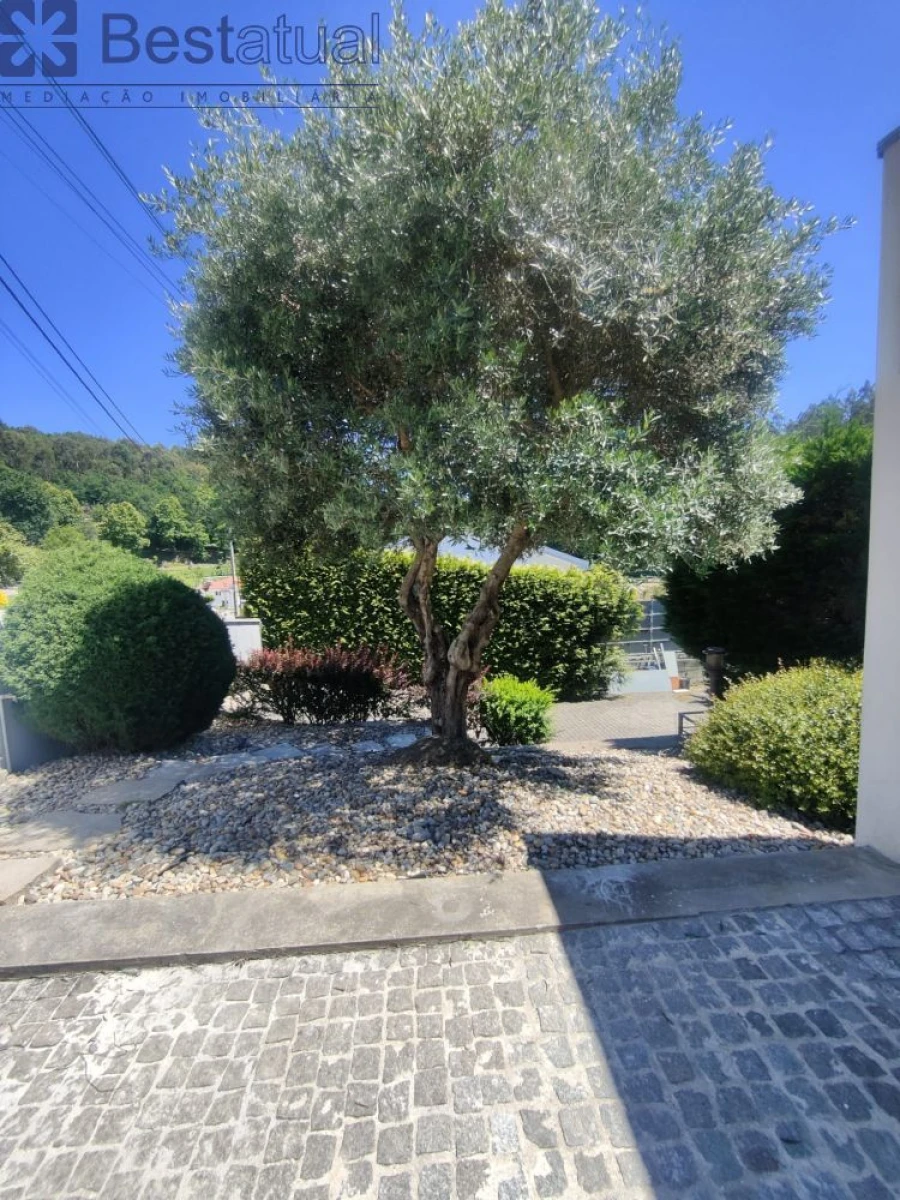 Moradia T3 para Venda em Pinheiro Foto 14