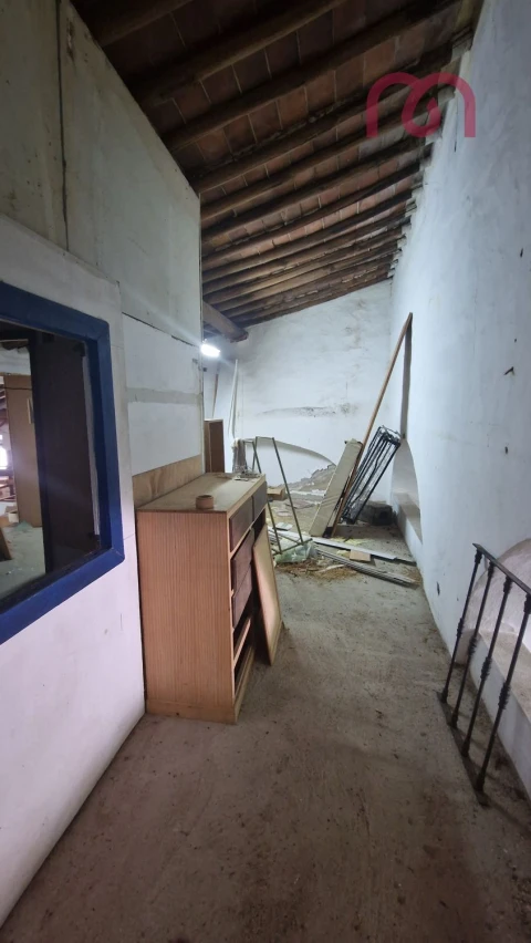 Loja para Venda em Estremoz (Santa Maria e Santo André)