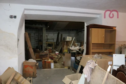 Loja para Venda em Estremoz (Santa Maria e Santo André)
