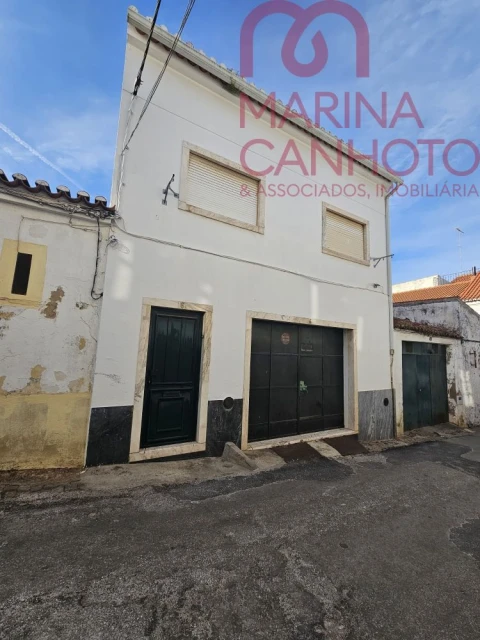 Moradia T2 para Venda em Borba (Matriz)