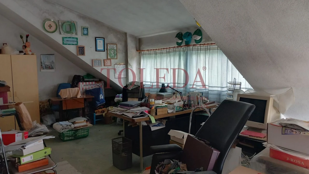 Moradia T4 para Venda em Ramada e Caneças Foto 29
