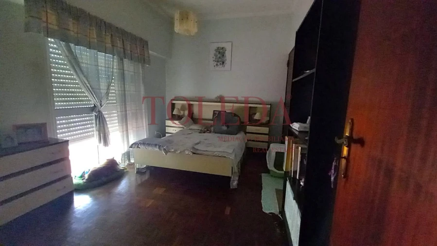 Moradia T4 para Venda em Ramada e Caneças Foto 26