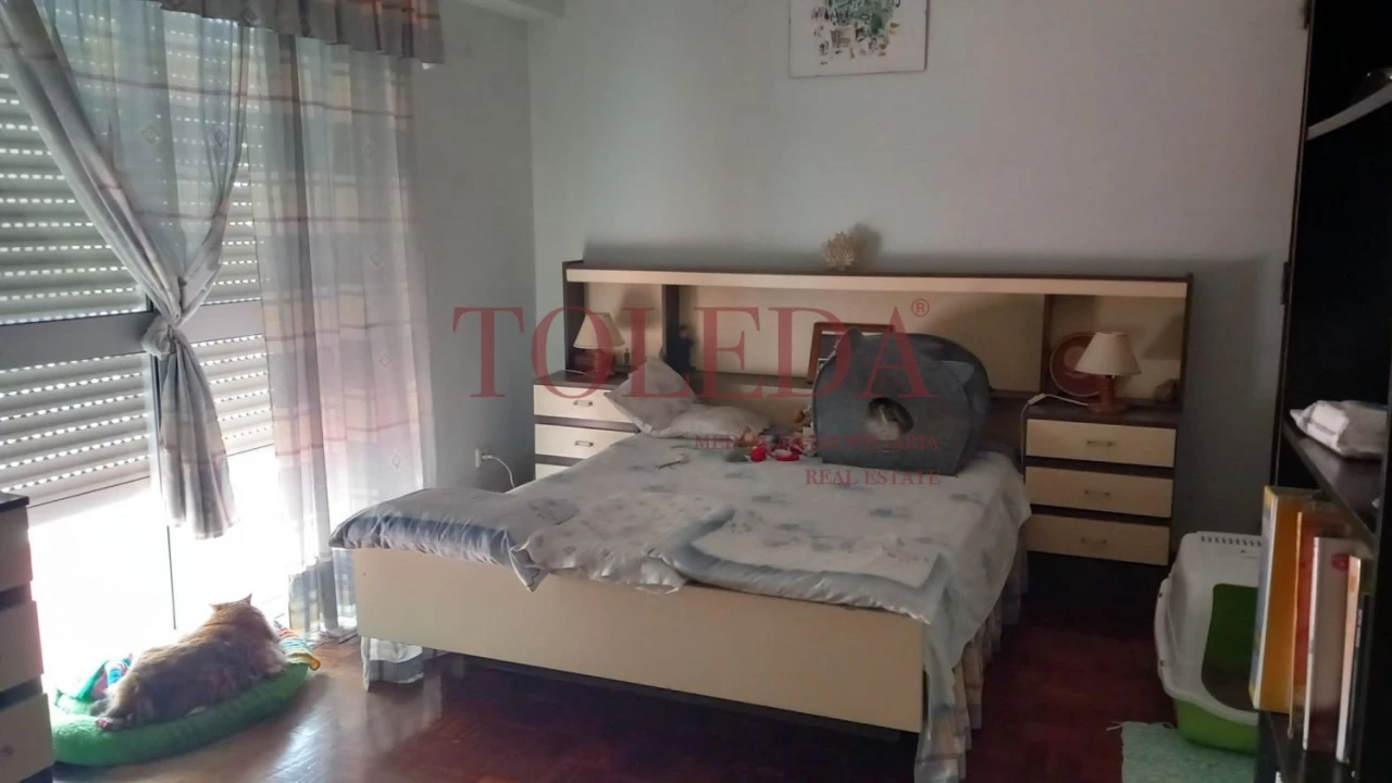 Moradia T4 para Venda em Ramada e Caneças Foto 24
