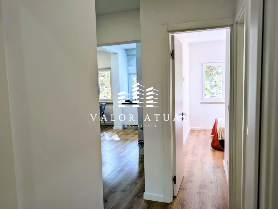 Apartamento T2 para Venda em Benfica Foto 8