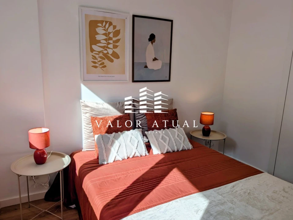 Apartamento T2 para Venda em Benfica Foto 16