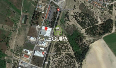 Loja para Venda em Muge