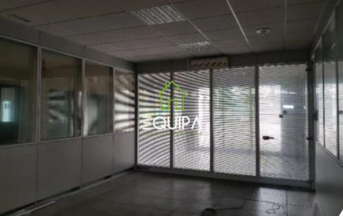 Loja para Venda em Muge Foto 24