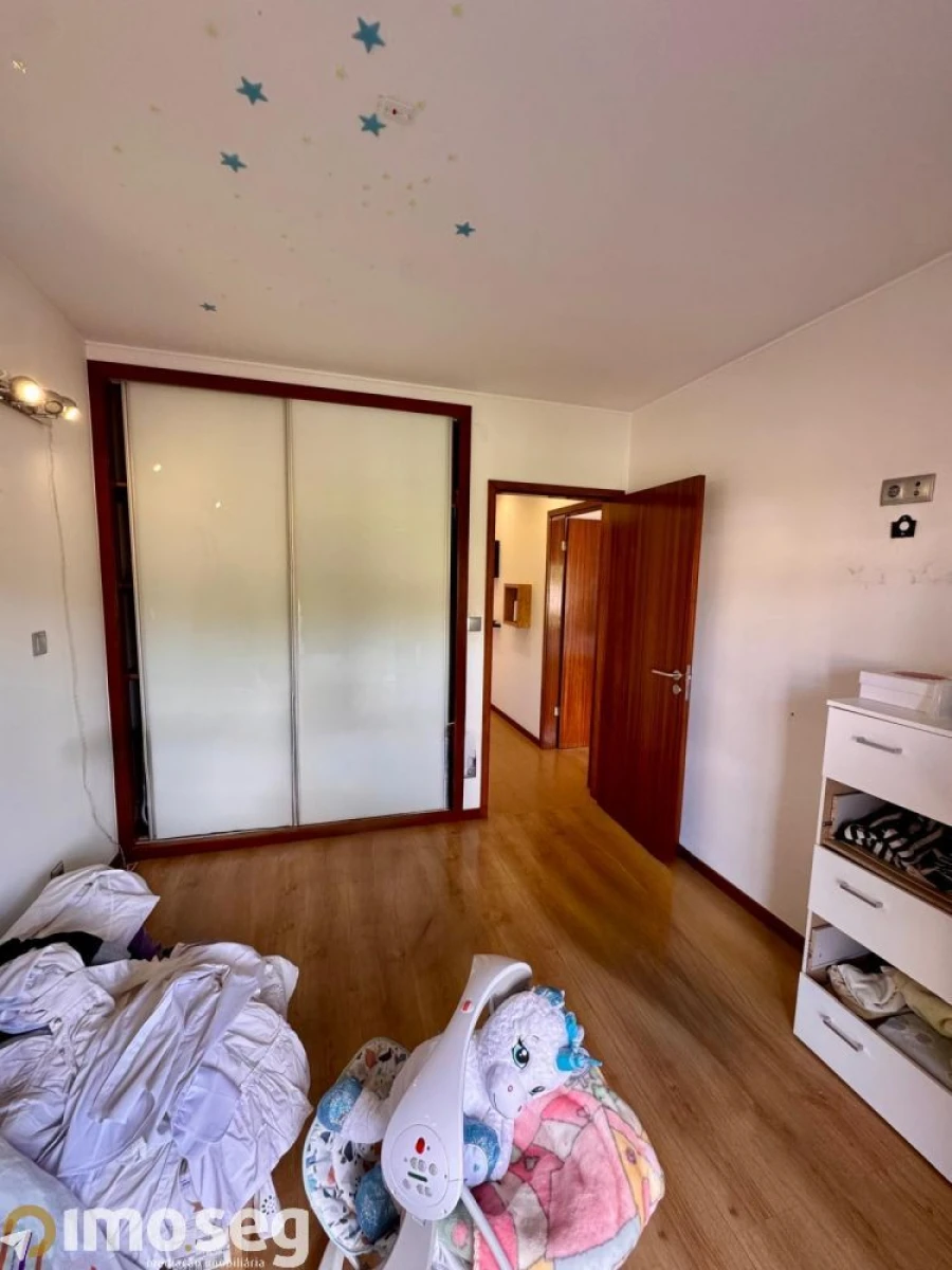 Apartamento T2 para Venda em Vila Nova do Campo Foto 9