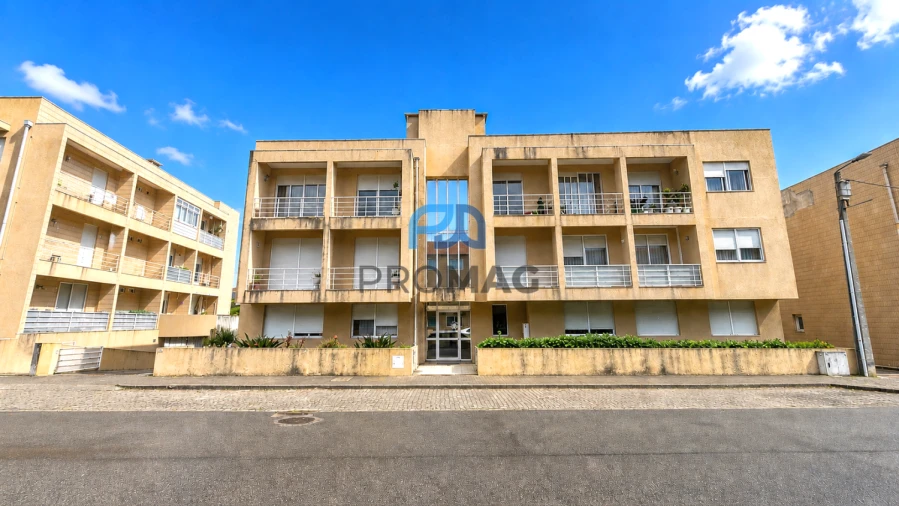 Apartamento T3 para Venda em Avintes Foto 3