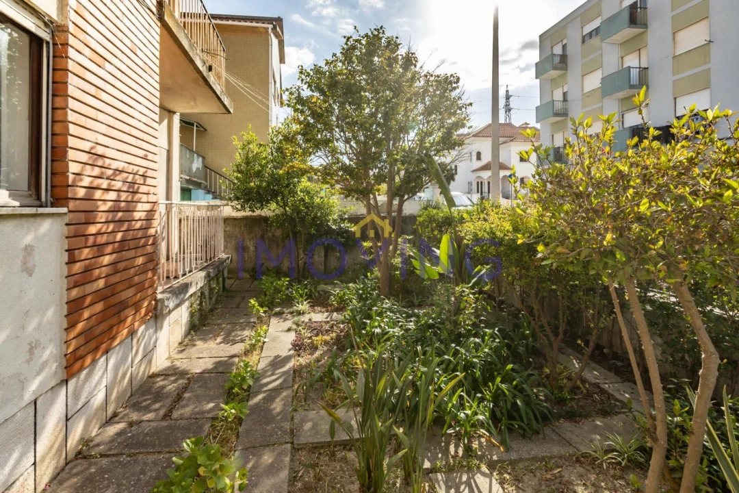 Moradia T6 para Venda em Barreiro e Lavradio Foto 5