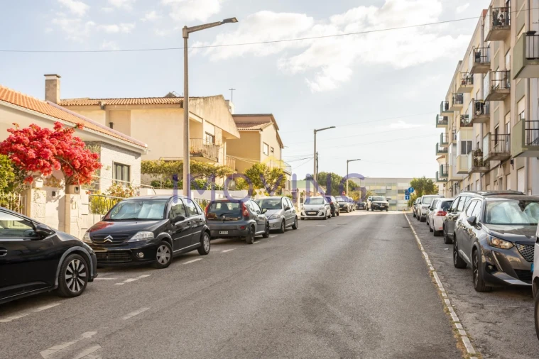 Moradia T6 para Venda em Barreiro e Lavradio Foto 52