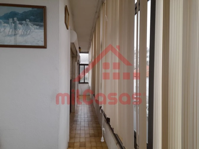 Moradia T4 para Venda em Casal de Cambra Foto 18