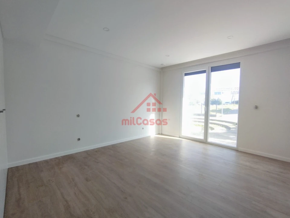 Apartamento T3 para Venda em Santa Maria, São Pedro e Matacães Foto 13