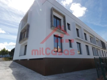Apartamento T3 para Venda em Santa Maria, São Pedro e Matacães