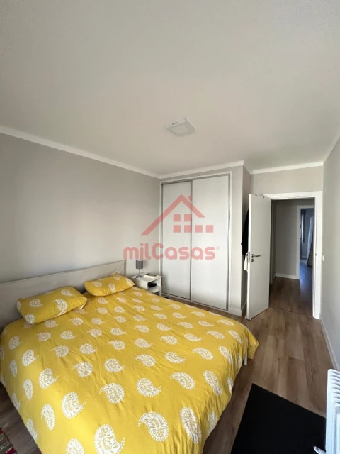 Apartamento T2 para Arrendamento em Santa Maria, São Pedro e Matacães