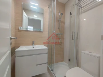 Apartamento T2 para Arrendamento em Bombarral e Vale Covo