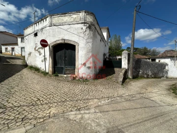 Quinta T5 para Venda em Dois Portos e Runa