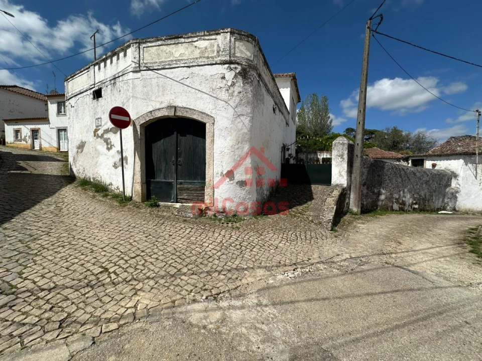 Moradia T5 para Venda em Dois Portos e Runa Foto 2