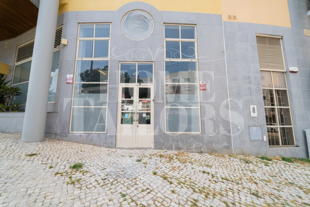 Loja para Arrendamento em Algés, Linda-A-Velha e Cruz Quebrada-Dafundo Foto 24
