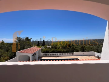 Moradia T3 para Venda em Santa Barbara de Nexe