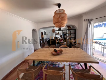 Moradia T3 para Venda em Santa Barbara de Nexe
