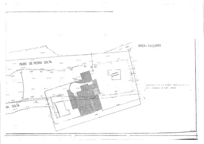 Moradia T3 para Venda em Santa Barbara de Nexe Planta 1