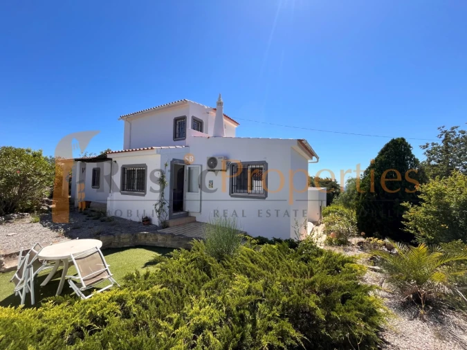 Moradia T3 para Venda em Santa Barbara de Nexe Foto 2