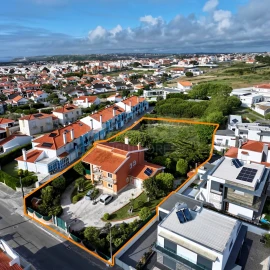 Moradia T5 para Venda em A dos Cunhados e Maceira