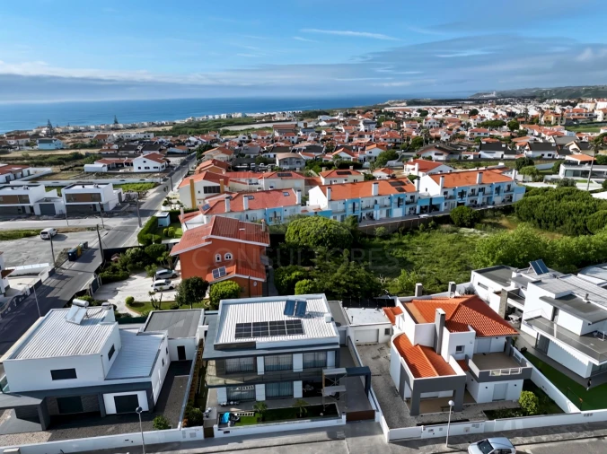 Moradia T5 para Venda em A dos Cunhados e Maceira Foto 2