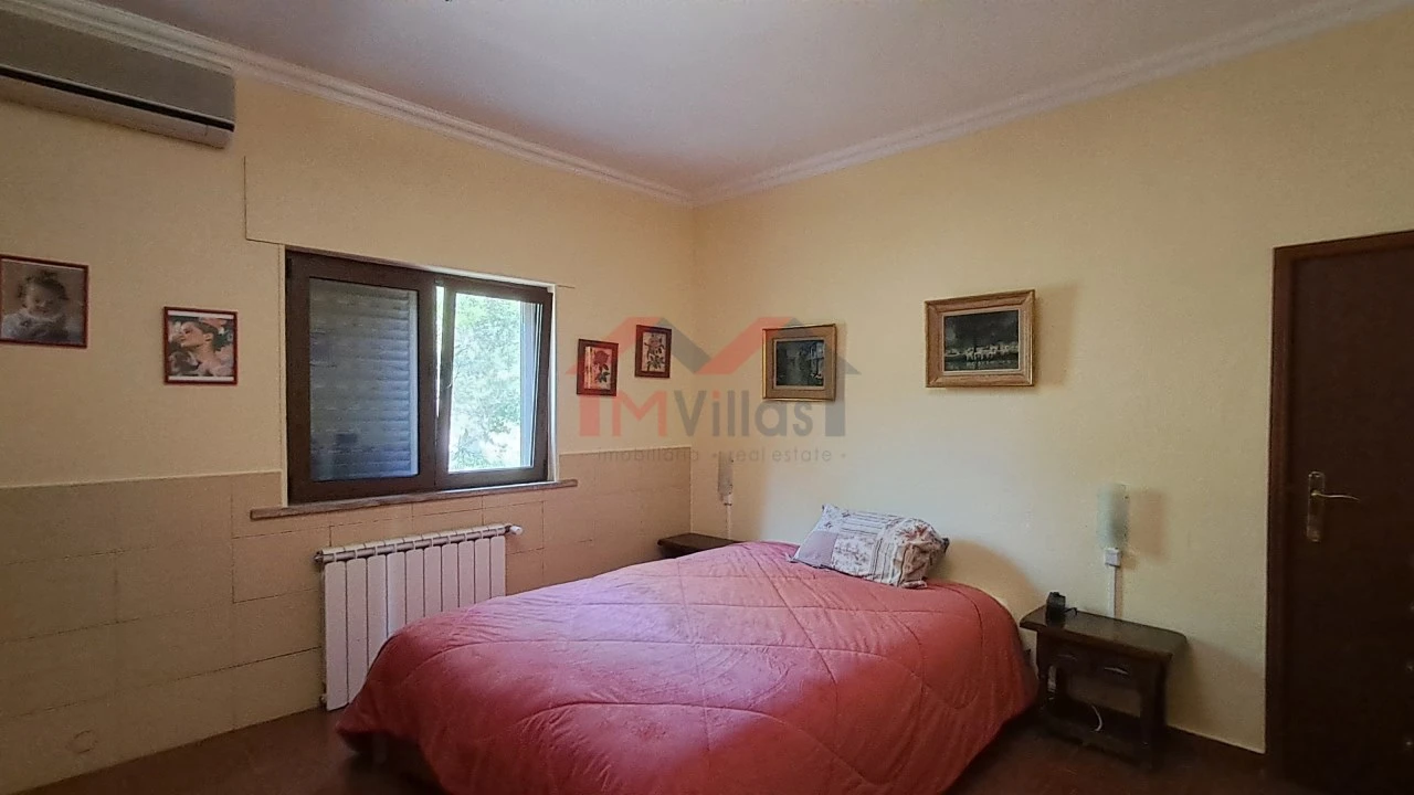 Moradia T5 para Venda em Santa Barbara de Nexe Foto 26