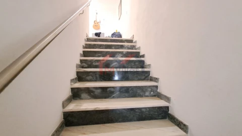 Moradia T3 para Venda em Loule (São Clemente)