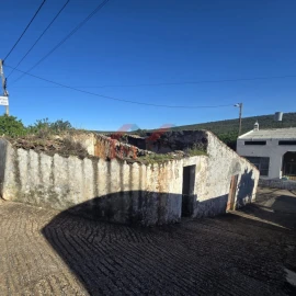 Moradia T3 para Venda em Salir