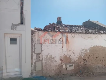 Moradia T2 para Venda em Querença, Tôr e Benafim