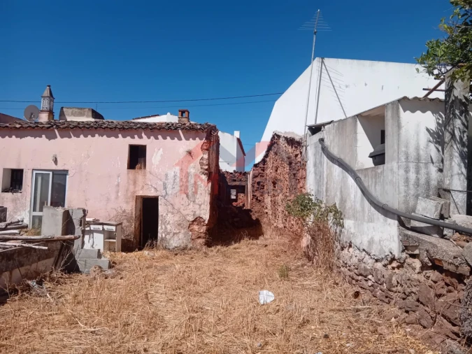Moradia T2 para Venda em Querença, Tôr e Benafim Foto 2