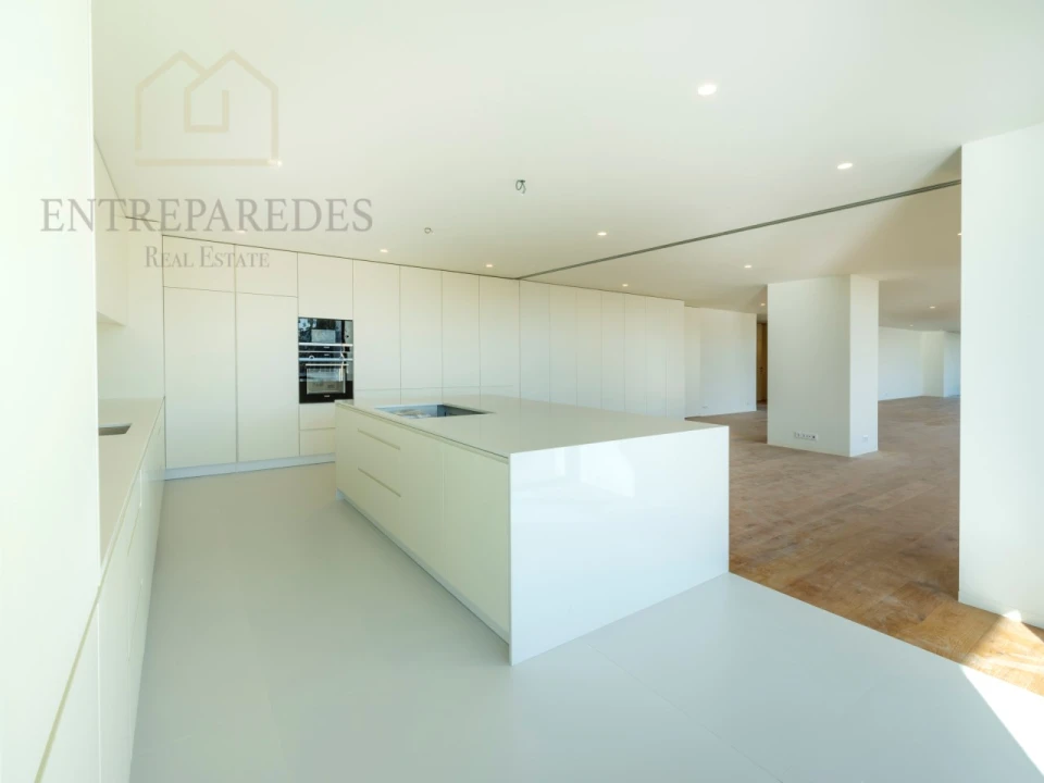 Apartamento T3 para Venda em Lordelo do Ouro e Massarelos Foto 31