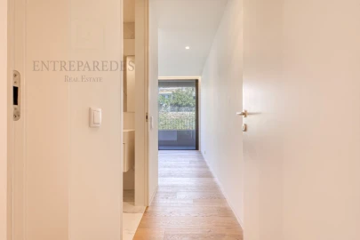 Apartamento T3 para Venda em Lordelo do Ouro e Massarelos