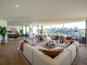 Apartamento T3 para Venda em Lordelo do Ouro e Massarelos
