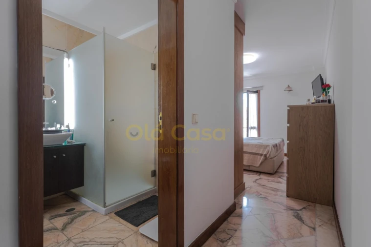 Moradia T2 para Venda em Paranhos Foto 5