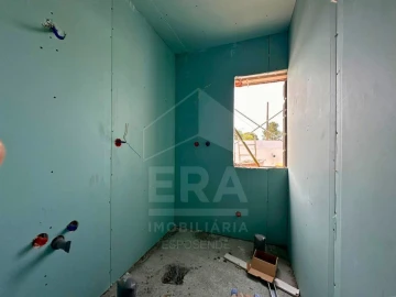 Moradia T2 para Venda em Mujães