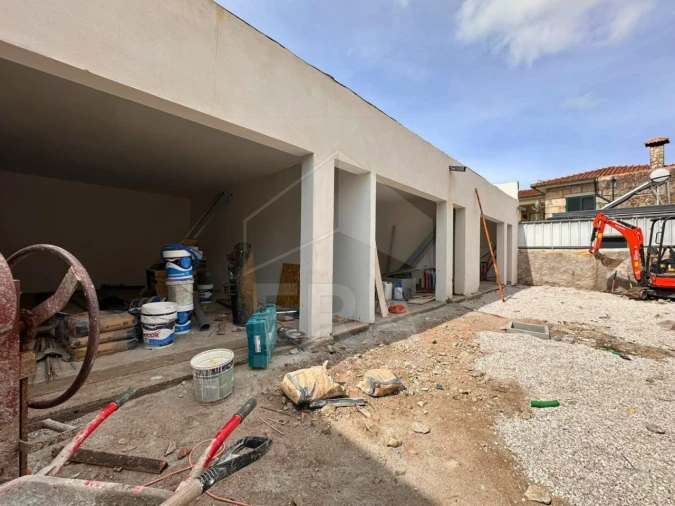 Moradia T2 para Venda em Mujães Foto 14