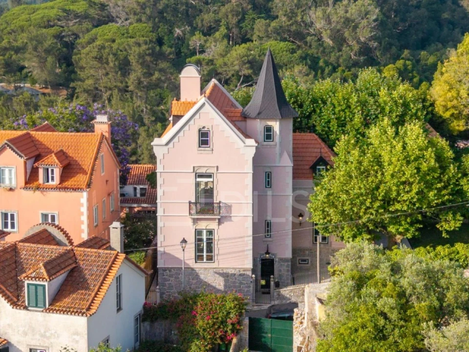 Moradia T4 para Venda em Santa Maria e São Miguel, São Martinho, São Pedro Penaferrim Foto 1