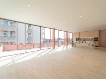 Apartamento T4 para Venda em Aldoar, Foz do Douro e Nevogilde