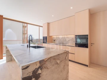 Apartamento T4 para Venda em Aldoar, Foz do Douro e Nevogilde