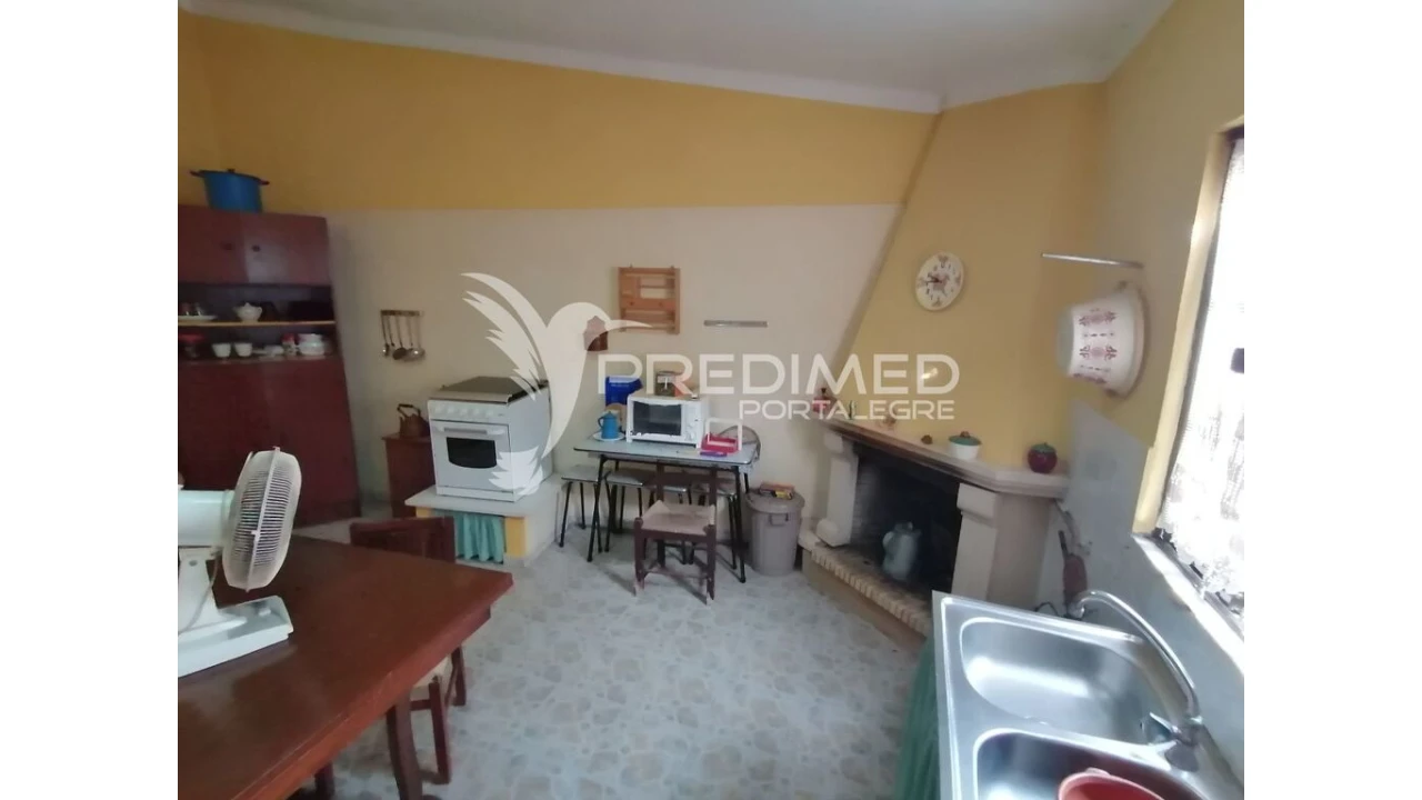 Moradia T2 para Venda em Cunheira Foto 9