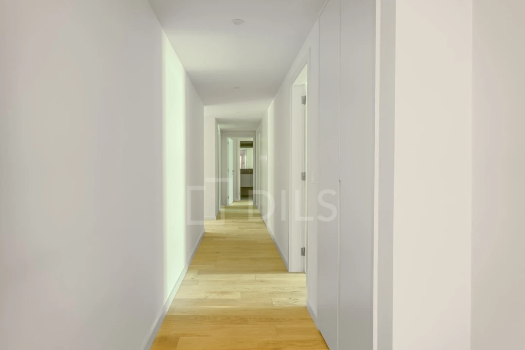 Apartamento T3 para Venda em Avenidas Novas Foto 11