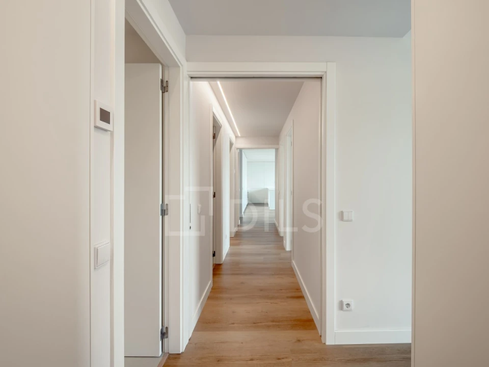 Apartamento T3 para Venda em Algés, Linda-A-Velha e Cruz Quebrada-Dafundo Foto 13
