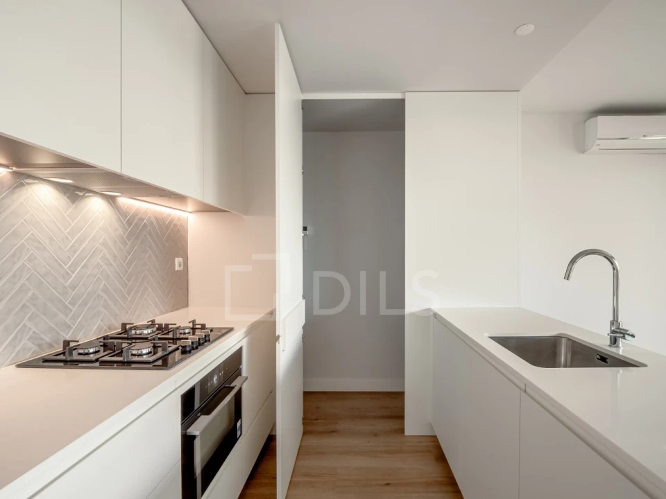 Apartamento T3 para Venda em Algés, Linda-A-Velha e Cruz Quebrada-Dafundo Foto 12