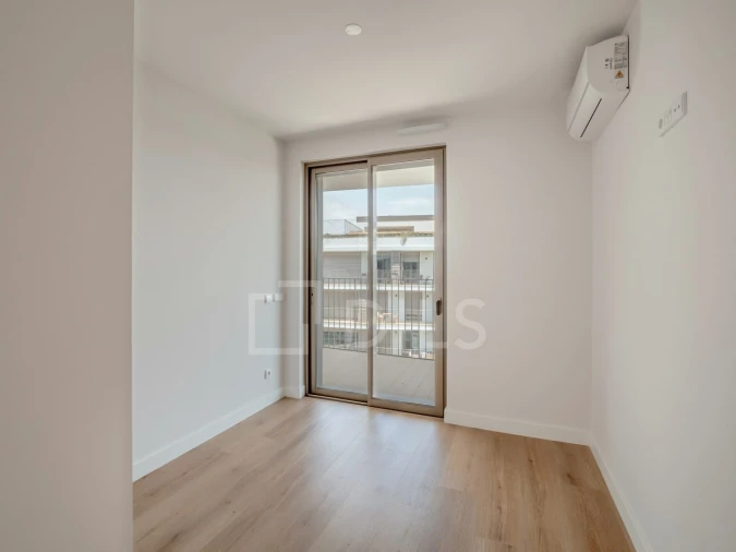 Apartamento T3 para Venda em Algés, Linda-A-Velha e Cruz Quebrada-Dafundo Foto 8