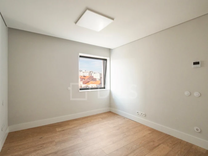 Apartamento T3 para Venda em Arroios Foto 9
